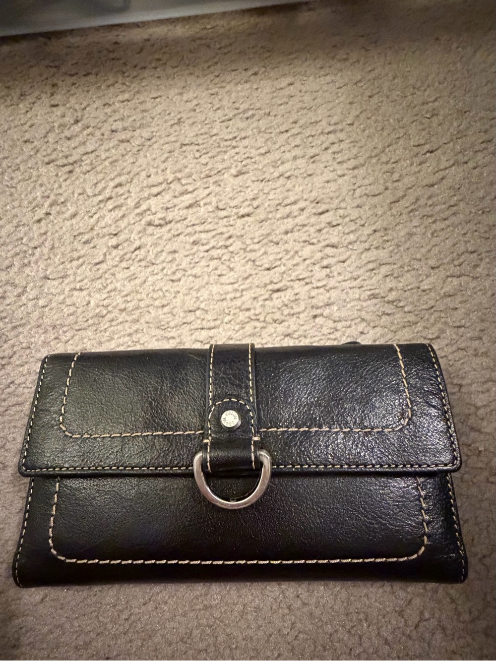 Fossil Black Leather Wallet with Silver Ring Detail